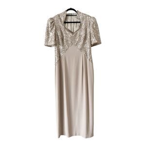 Macis Womens Sweetheart Neckline Beige Beaded Formal Maxi Dress Size 16